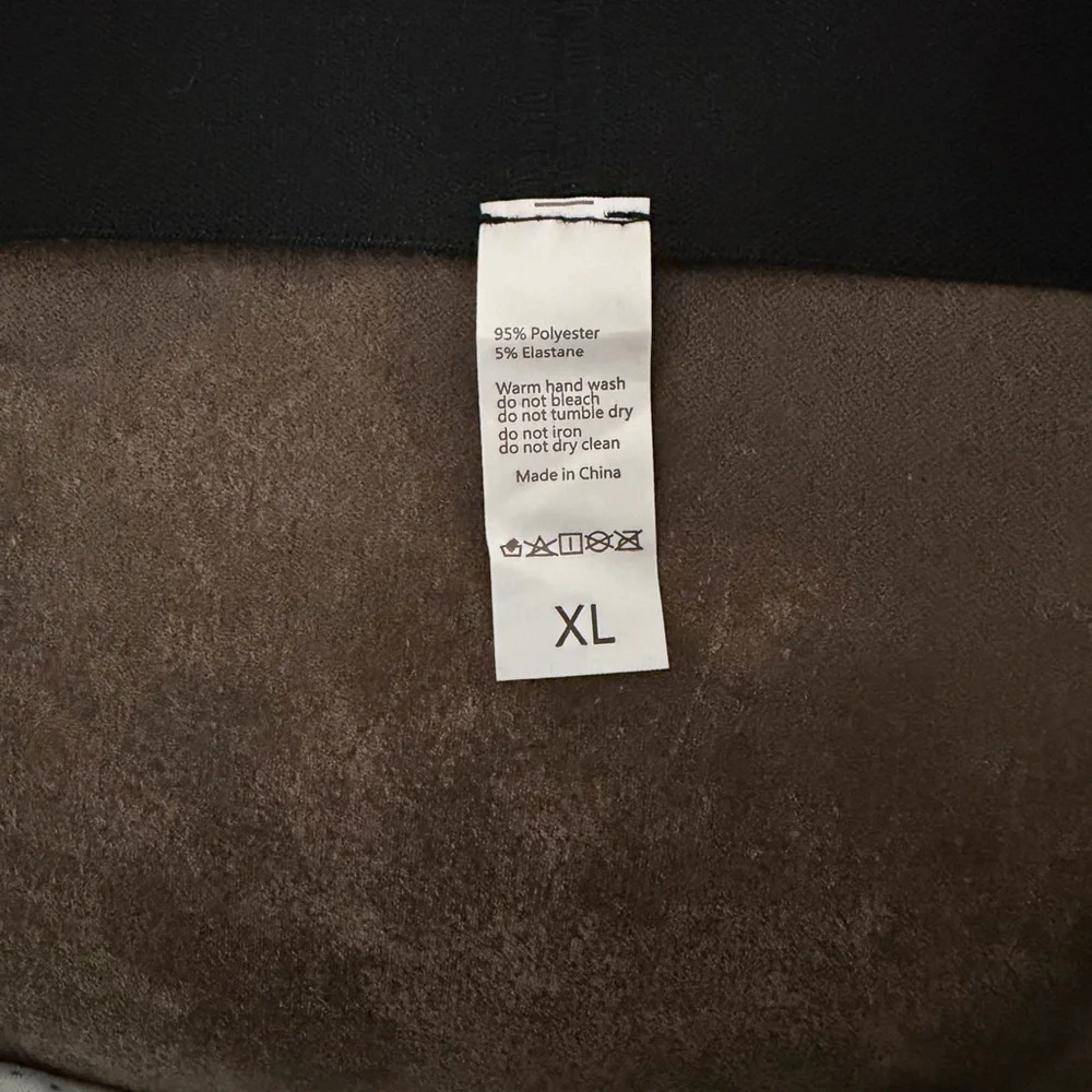 SHEIN Black Tuxedo Print Men's Underwear - Picture 3 of 3